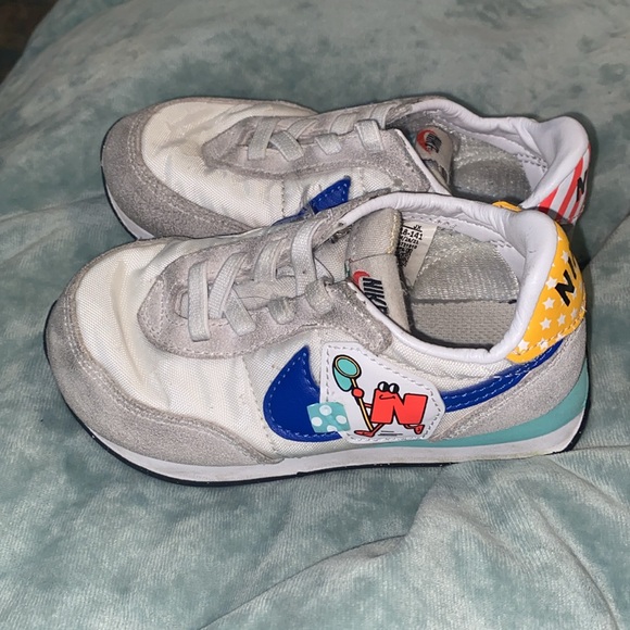 Nike Waffle Trainer, Scrapbook Edition - Picture 3 of 6